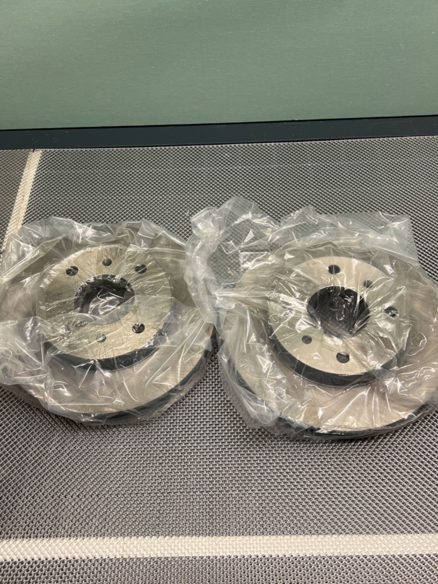 Blue Print ADN14341 Brake Disc Set (2 Brake Disc) front, internally ventilated, No. of Holes 4 - Image 3 of 3