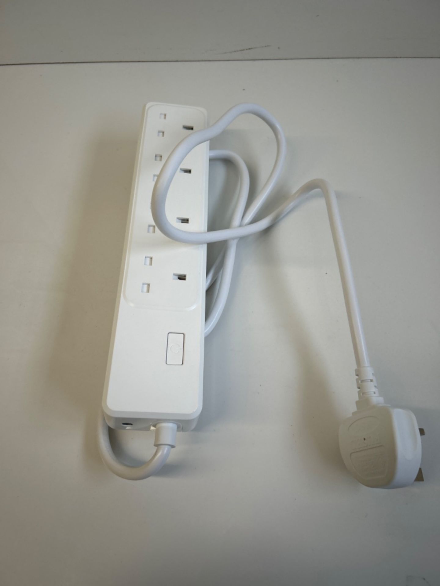 Smart Power Strip WiFi Plug - Smart Outlets Smart Extension Lead 1.8m with 4 AC Outlets, Compatible - Image 2 of 3