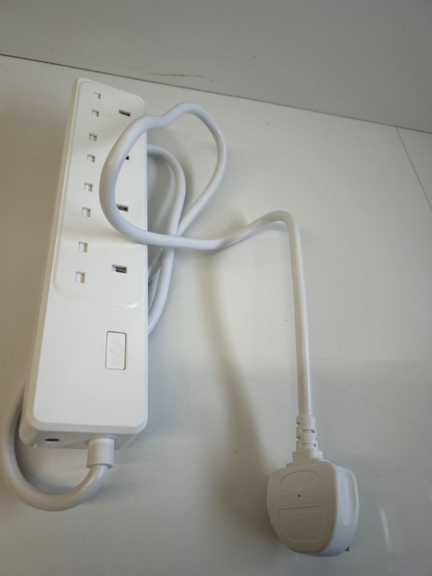 Smart Power Strip WiFi Plug - Smart Outlets Smart Extension Lead 1.8m with 4 AC Outlets, Compatible - Image 3 of 3