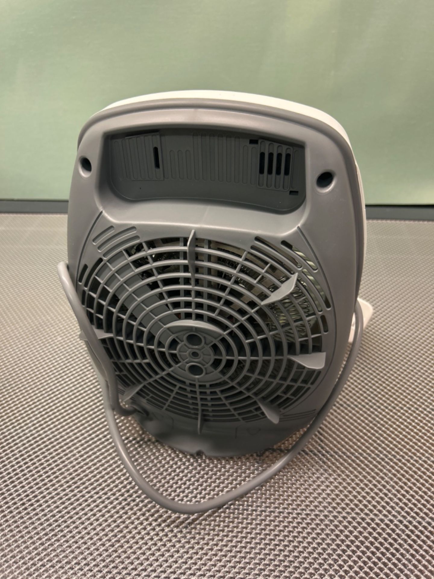 De'Longhi HVA3220 Fan Heater - White - Image 3 of 3