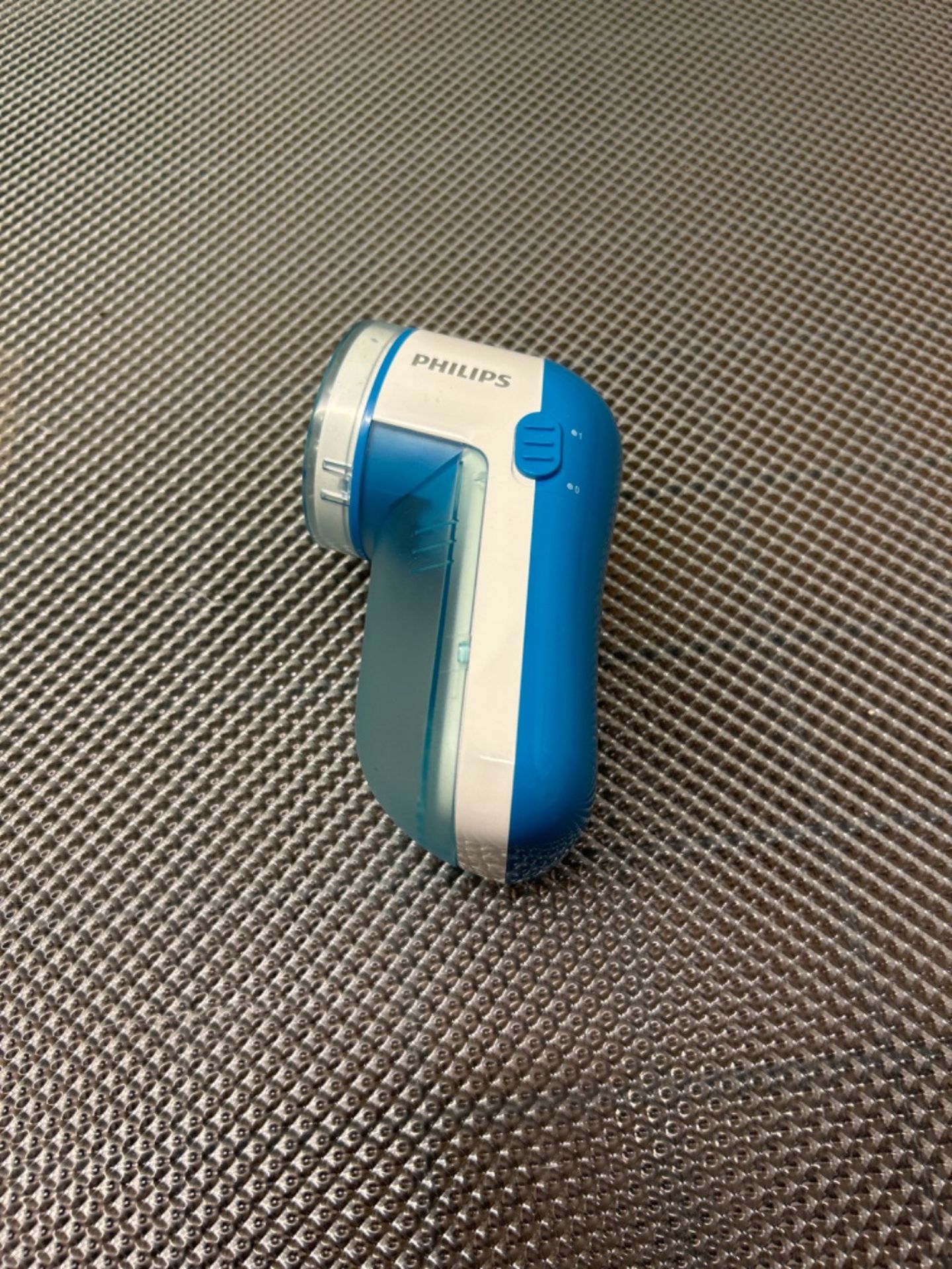 Philips Fabric Shaver GC026/00, Blue - Image 2 of 3