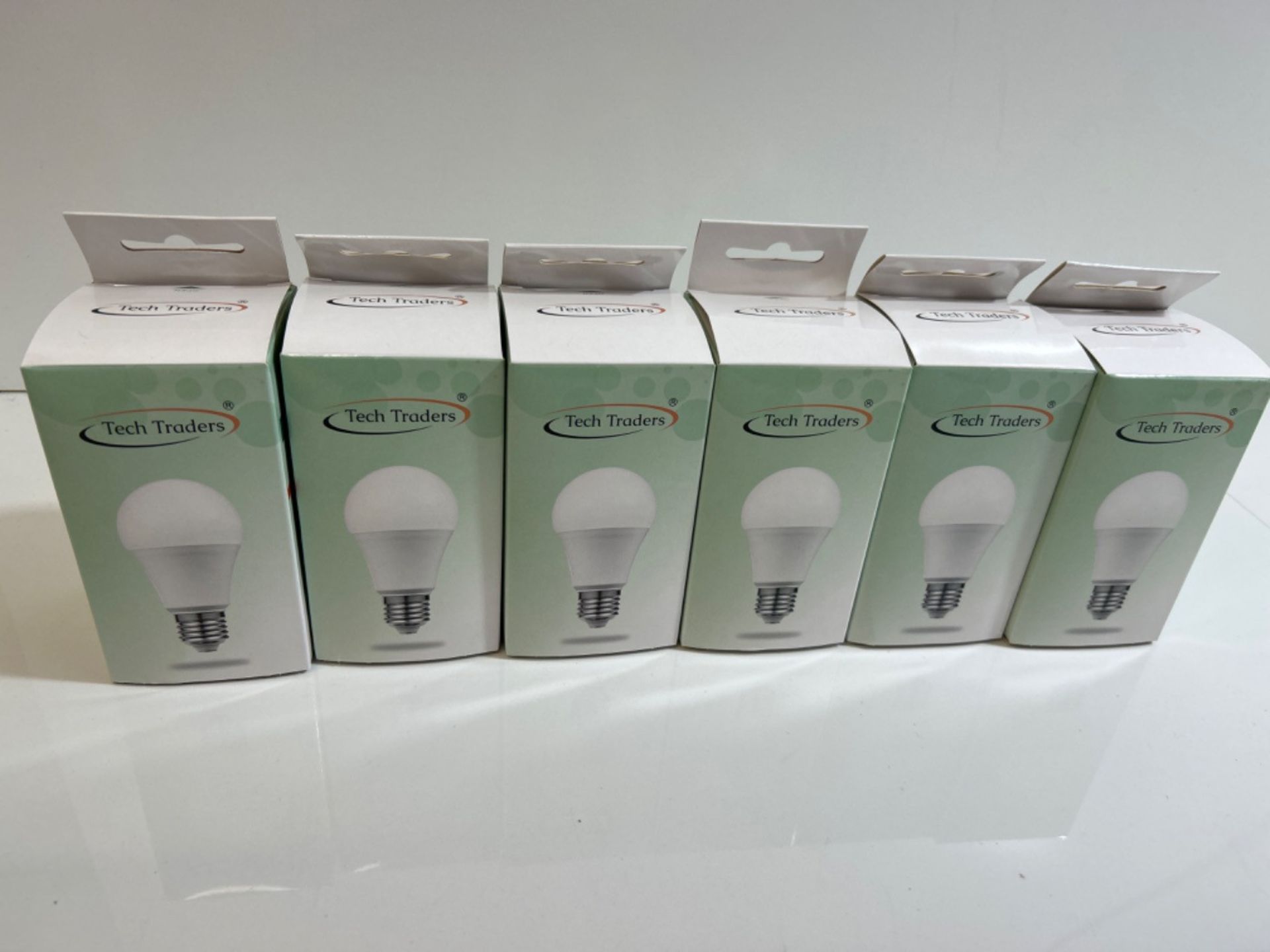LED E27 Screw Light Bulbs 110W Equivalent, A60 Cool White(6000K), 11W LED ES GLS Bulb, 880Lm, LED L - Image 2 of 3