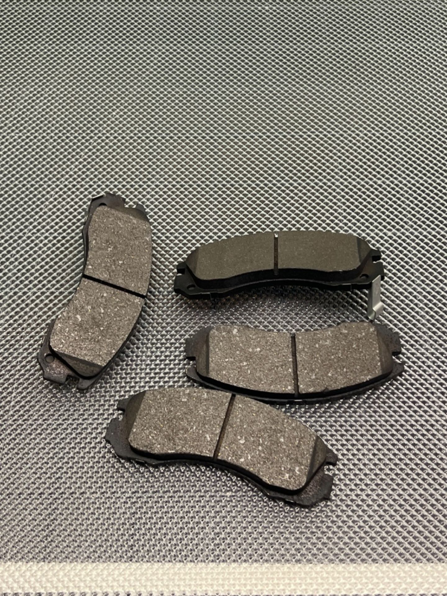 Blue Print ADC44250 Brake Pad Set, pack of four - Image 2 of 3