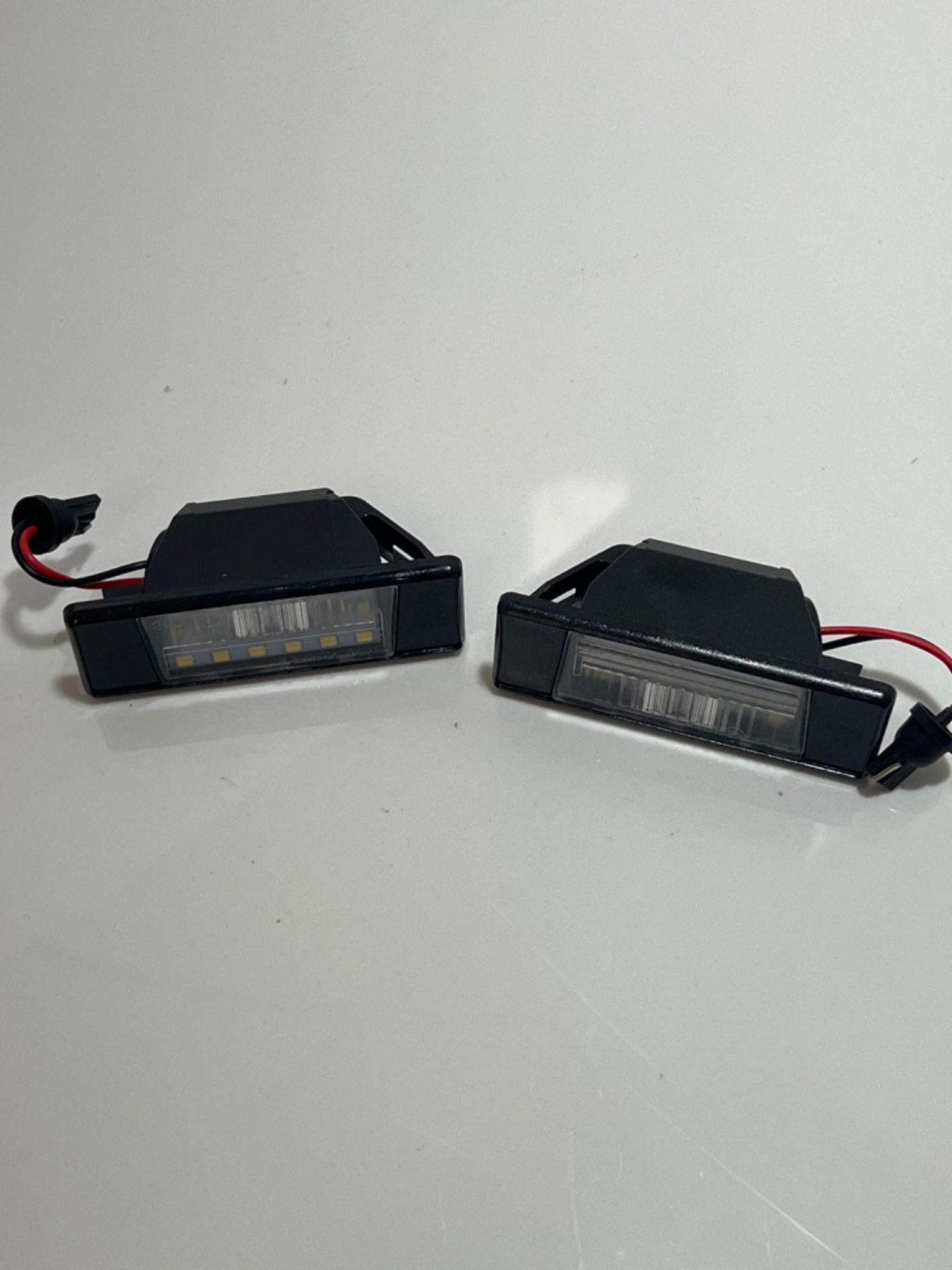 TECTICO LED Rear Number Plate Bulb SMD Bright White Canbus License Plate Lights Compatible with Nis - Image 2 of 2