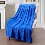 Exclusivo Mezcla Throw Blanket for Couch, Sofa, Settees and Chairs, 127 x 178 CM Flannel Blanket, 3