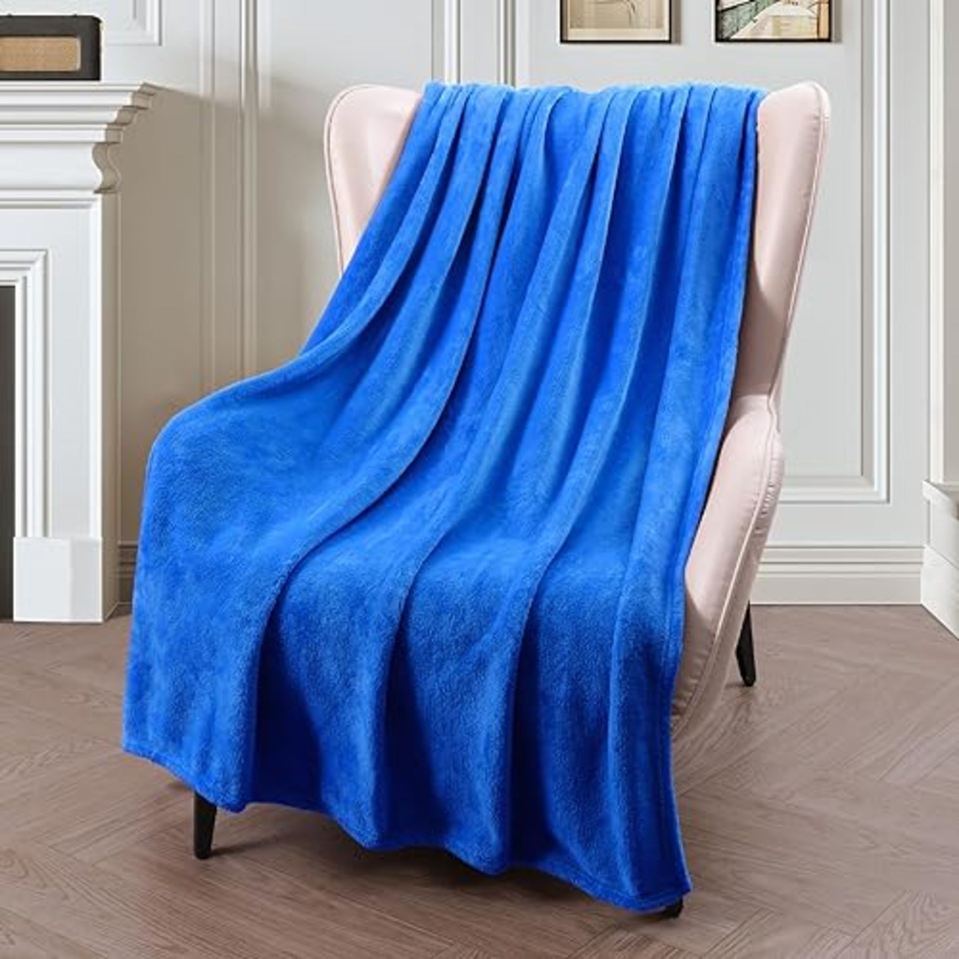 Exclusivo Mezcla Throw Blanket for Couch, Sofa, Settees and Chairs, 127 x 178 CM Flannel Blanket, 3