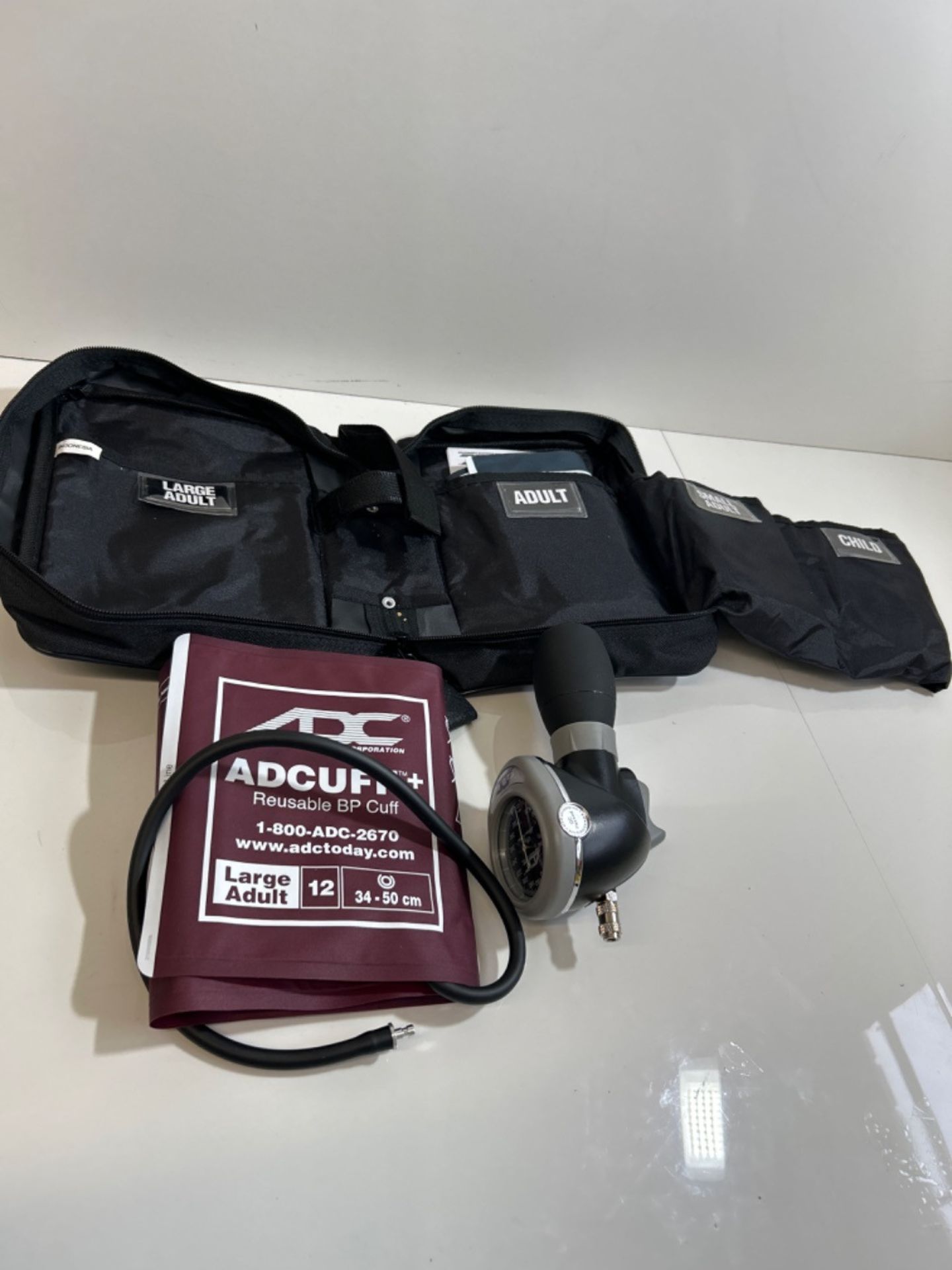 ADC Diagnotix Multikuf 732 4-Cuff EMT Kit, Professional Palm Aneroid Sphygmomanometer, Child, Small - Image 3 of 3