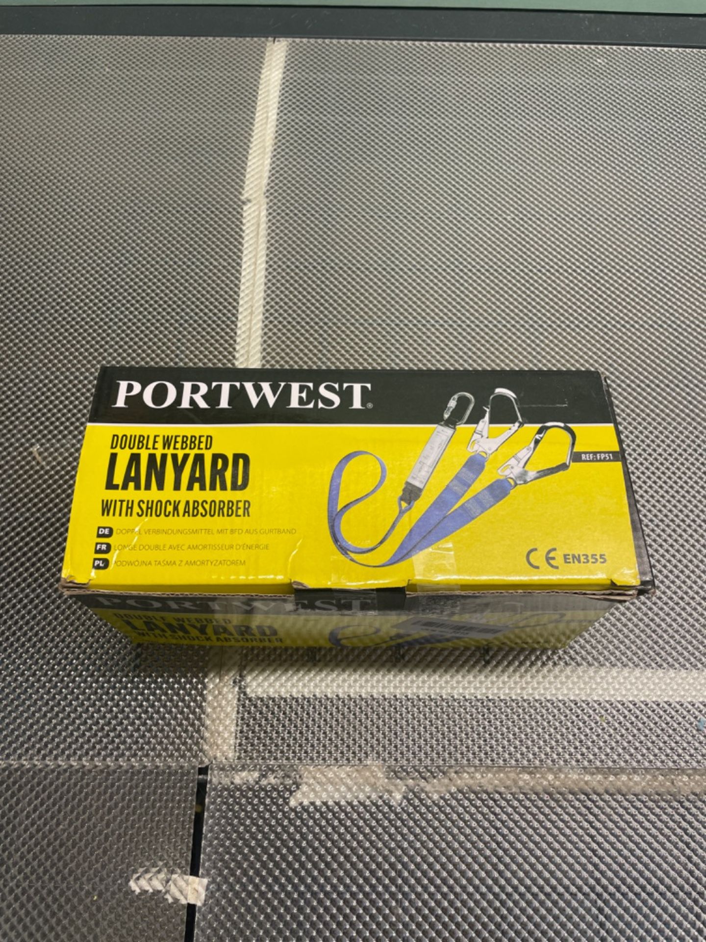 Portwest FP51 Double Webbing 1,8m Lanyard Royal Blue - Image 3 of 3