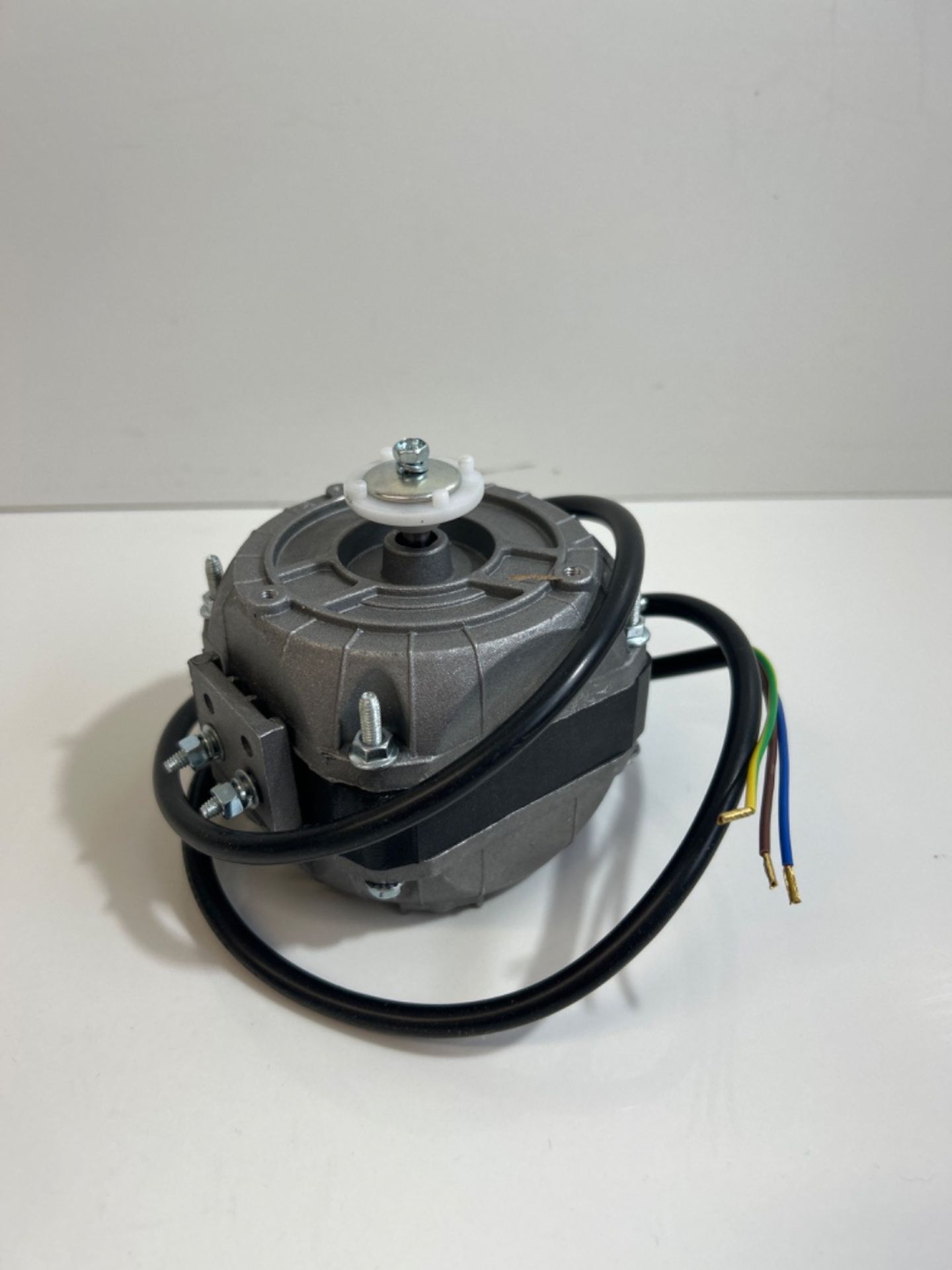 Pump House FM-10W Multi-Fit Fan Motor - Image 2 of 3