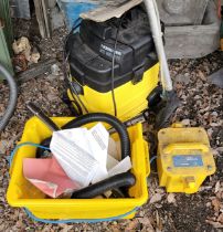 A 110V Karcher NT351 eco wet and dry vacuum cleaner, with power bank.