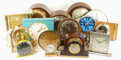 A collection of mid 20th century and later mantel clocks, having manual wind and quartz movements,