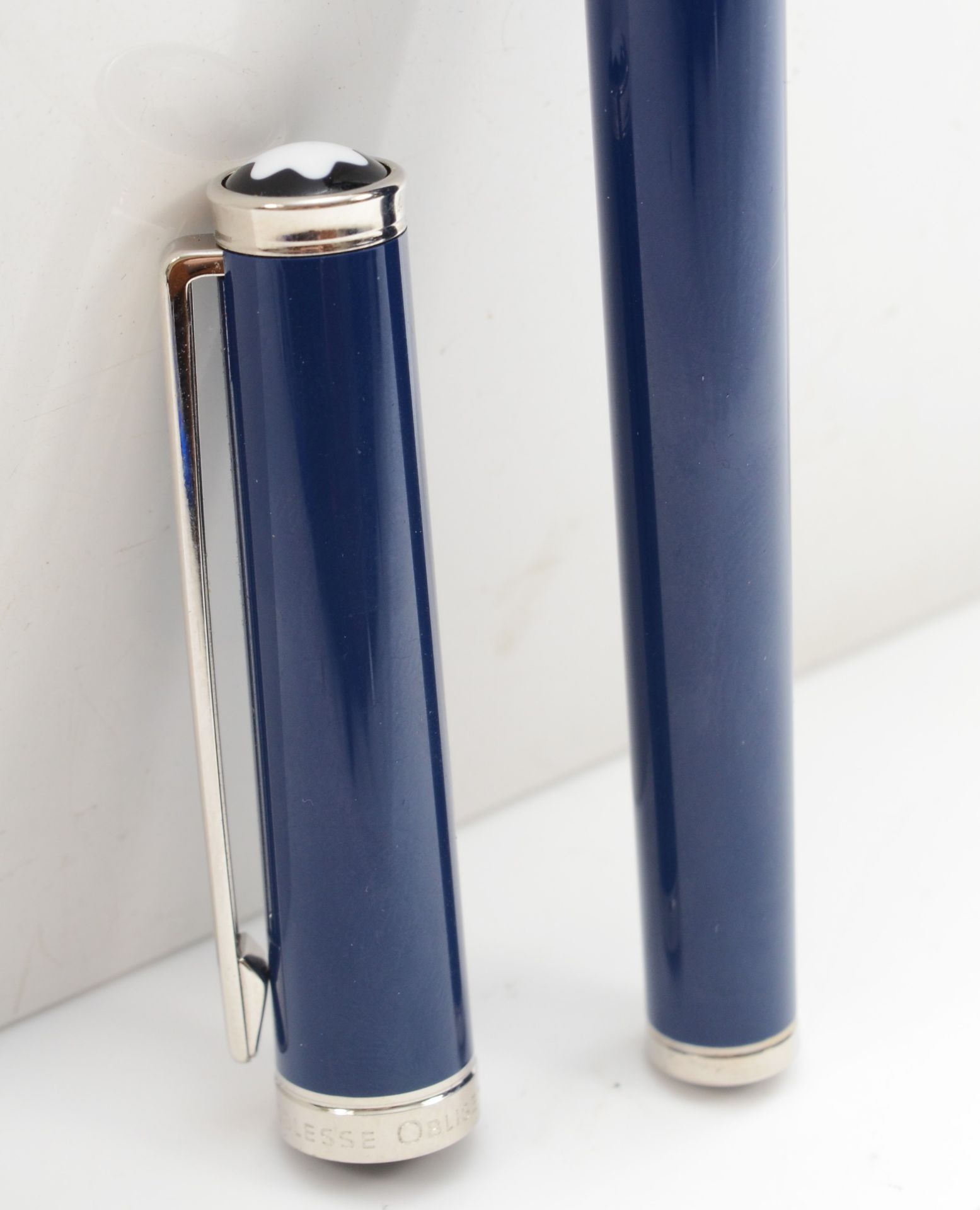 Mont Blanc Noblesse Oblige, a blue cartridge fountain pen with 14K white gold nib - Image 2 of 2