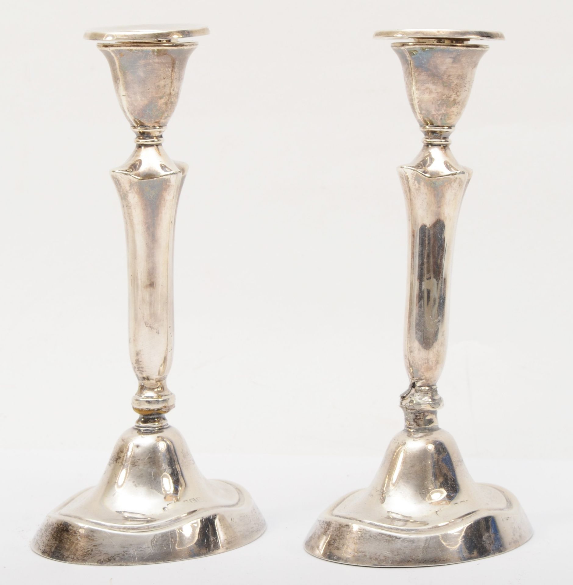 A pair of George V silver loaded candle sticks, Birmingham 1922, 20cm, - Image 2 of 3