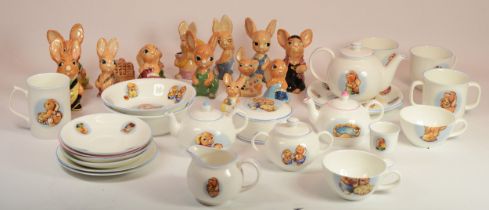 Carltonware; twelve bone china painted rabbits together with Royal Duchy Pendelfin bone china dinner