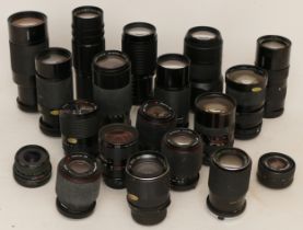 Nineteen assorted camera lenses to include Tamron AF Zoom 70-210mm, Prinzgalaxy f=200mm 1:4.5,