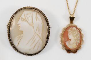 A 9ct gold carved shell cameo of a classical lady, on 9ct gold chain, 20 x 15mm, 5gm, together