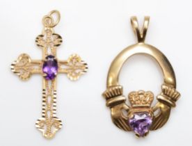 A 9ct gold synthetic colour change sapphire Claddagh pendant, 25mm, together with a gold amethyst