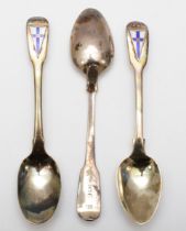 Two Georgian and a Victorian silver fiddle pattern tea spoons with yacht club enamel finials, 62gm.