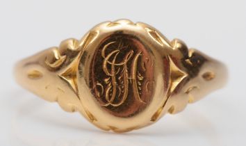 An Edward VII 18ct gold signet ring, possibly by Henry Griffith, Chester 1909, 3.7gm.