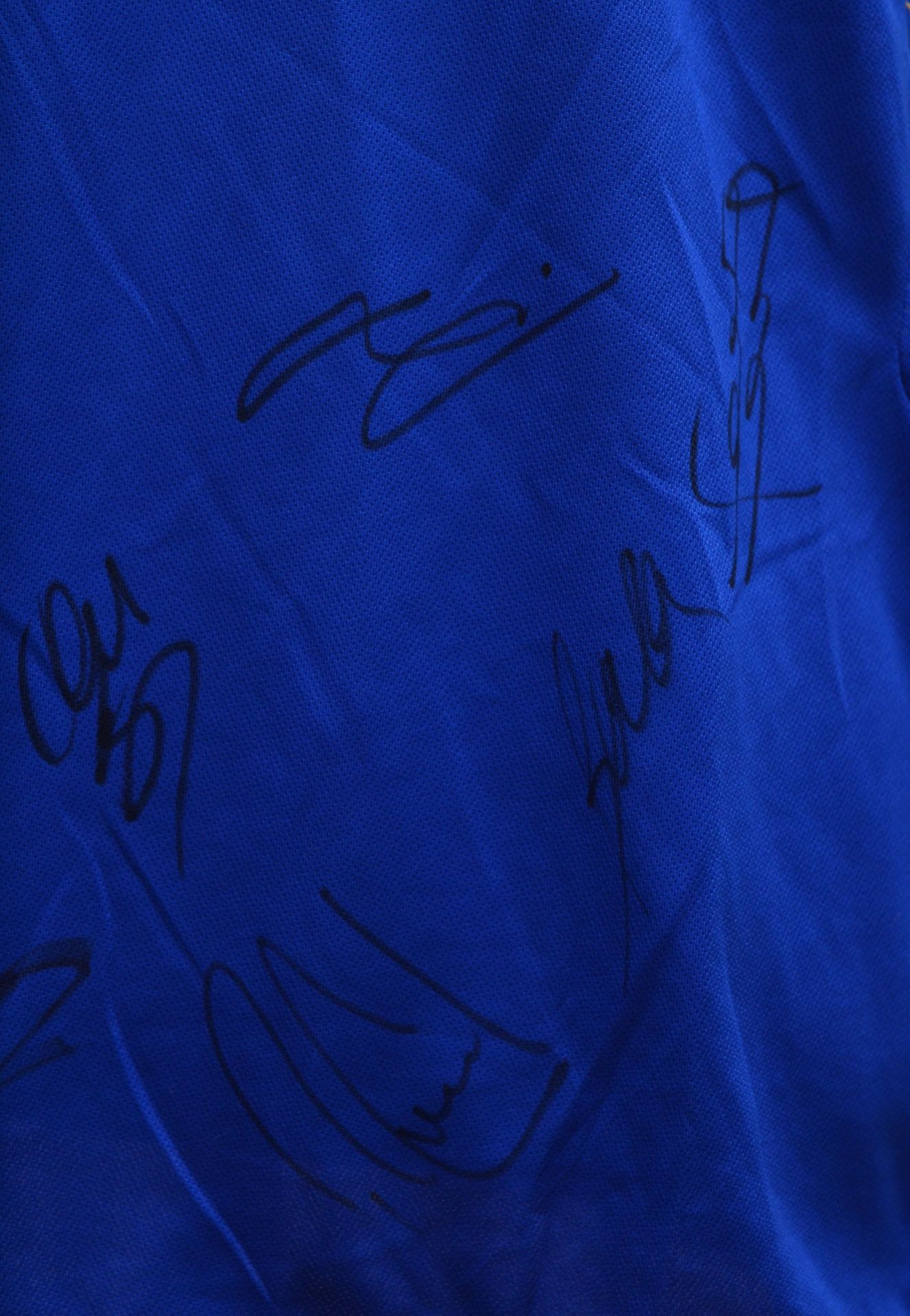 Chelsea Players Signed Shirt 2005-2006 Large Centenary Premier League winning season Jose Mourinho - Image 5 of 7
