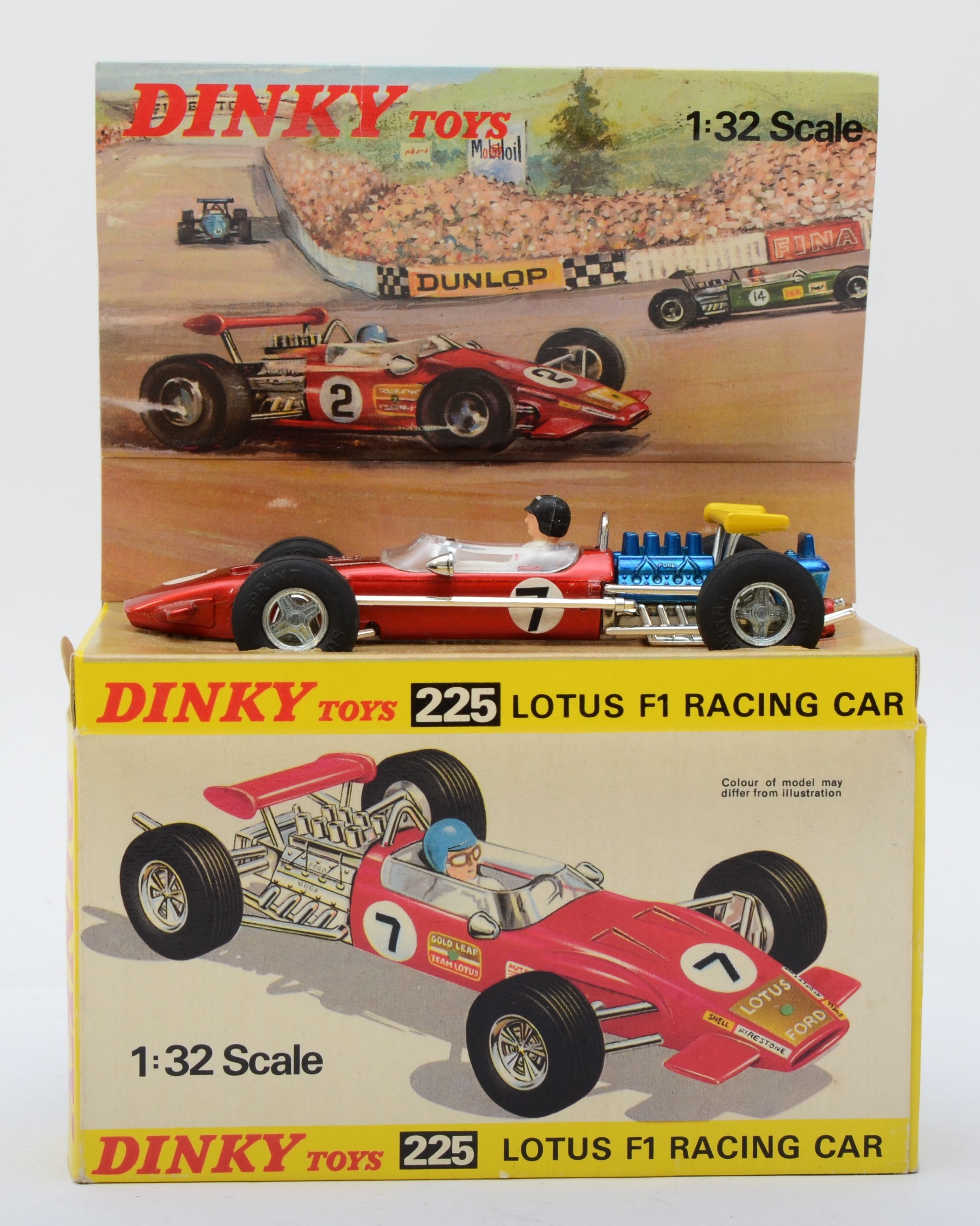 Dinky Toys - A boxed Dinky 225 Lotus F1 racing car, complete with original card display stand. - Bild 2 aus 3