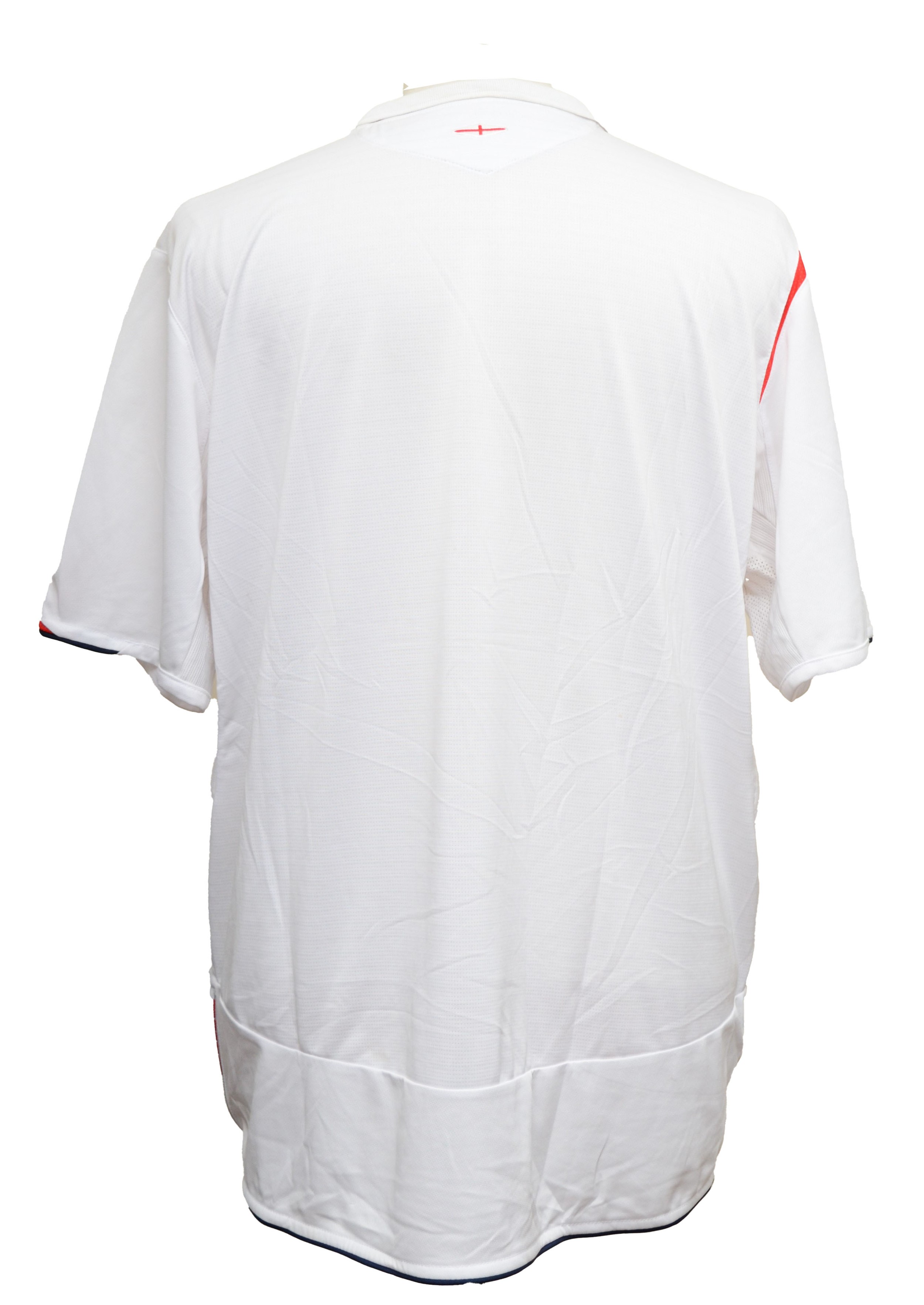 Signed England shirt 2006 XXL Includes; Steven Gerrard Frank Lampard John Terry Rio Ferdinand - Image 5 of 5