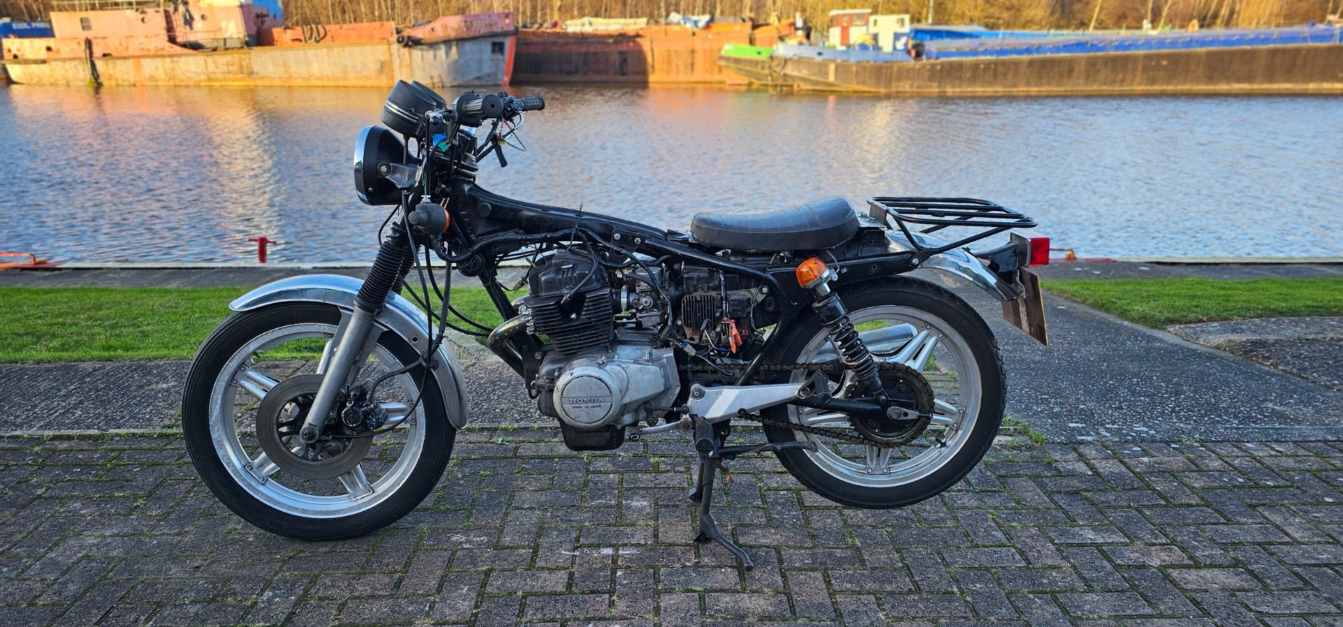 1981 Honda CB250N Super Dream, 248cc. PLEASE NOTE THIS IS A CAT C MOTORCYCLE. Registration number - Image 2 of 13