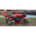 1999 Yamaha FZS 600 Fazer, 599cc. Registration number V369 EHE. Frame number JYARJ021000021406.