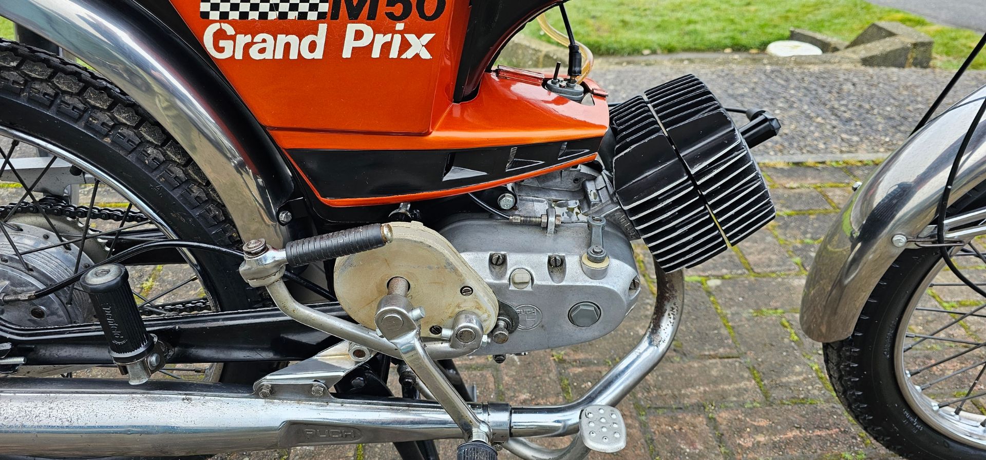 1977 Puch M50 Grand Prix, 49cc. Registration number UAL 544R. Frame number 2101-406. Engine number - Bild 6 aus 12