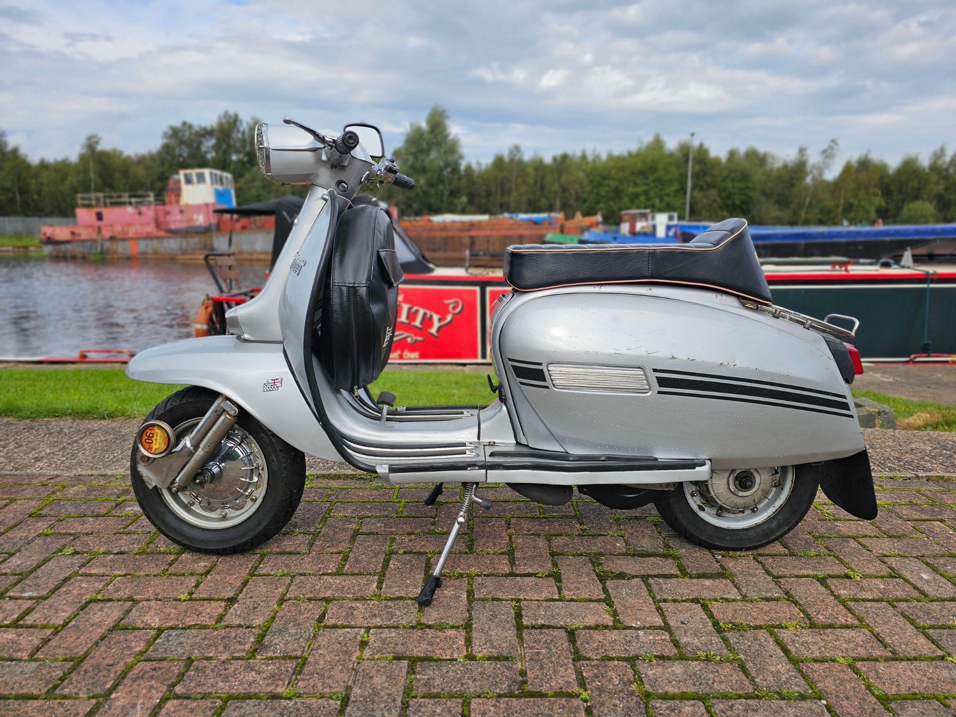 1985 Lambretta/Vijay GP200, 198cc. Registration number B249 AKN. Frame number 22/4 22 339582. Engine - Bild 2 aus 16