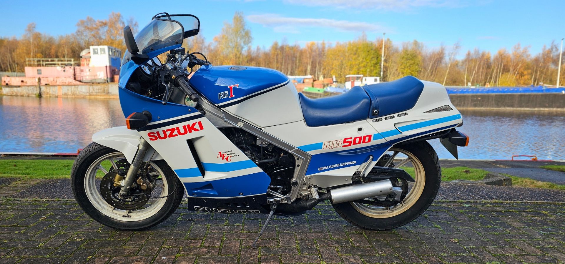 1988 Suzuki RG 500, 498cc. Registration number E558 WAT. Frame number HM31A -106280. Engine number - Image 2 of 15