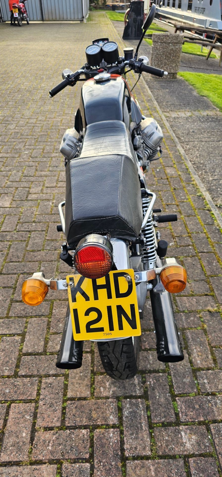 1975 Moto Guzzi 750S. Registration number KHD 121N. Frame number VK111600. Engine number 34492. Sold - Image 4 of 15