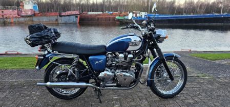 2006 Triumph Bonneville, 790cc. Registration number YN06 DHV. Frame number SMTTJ910TM5221524. Engine