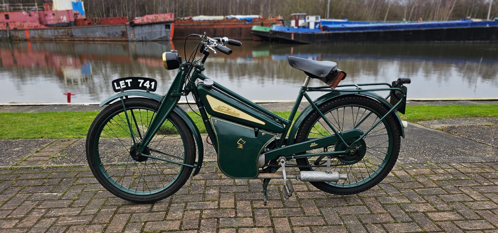 1963 New Hudson 2F, 98cc. Registration number LET 741 (non transferrable). Frame number ZE 10708. - Bild 3 aus 10