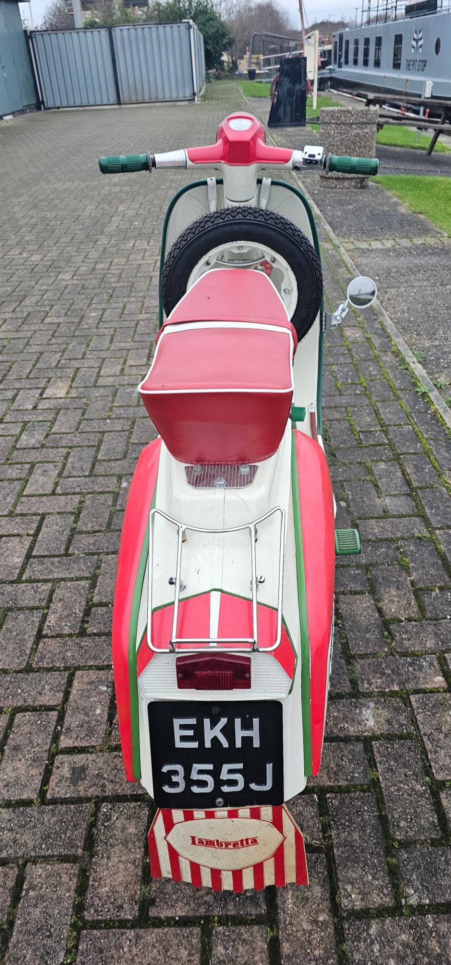 1971 Lambretta J50, 50cc. Registration number EKH 355J (non transferrable). Frame number 50DL - Image 4 of 17