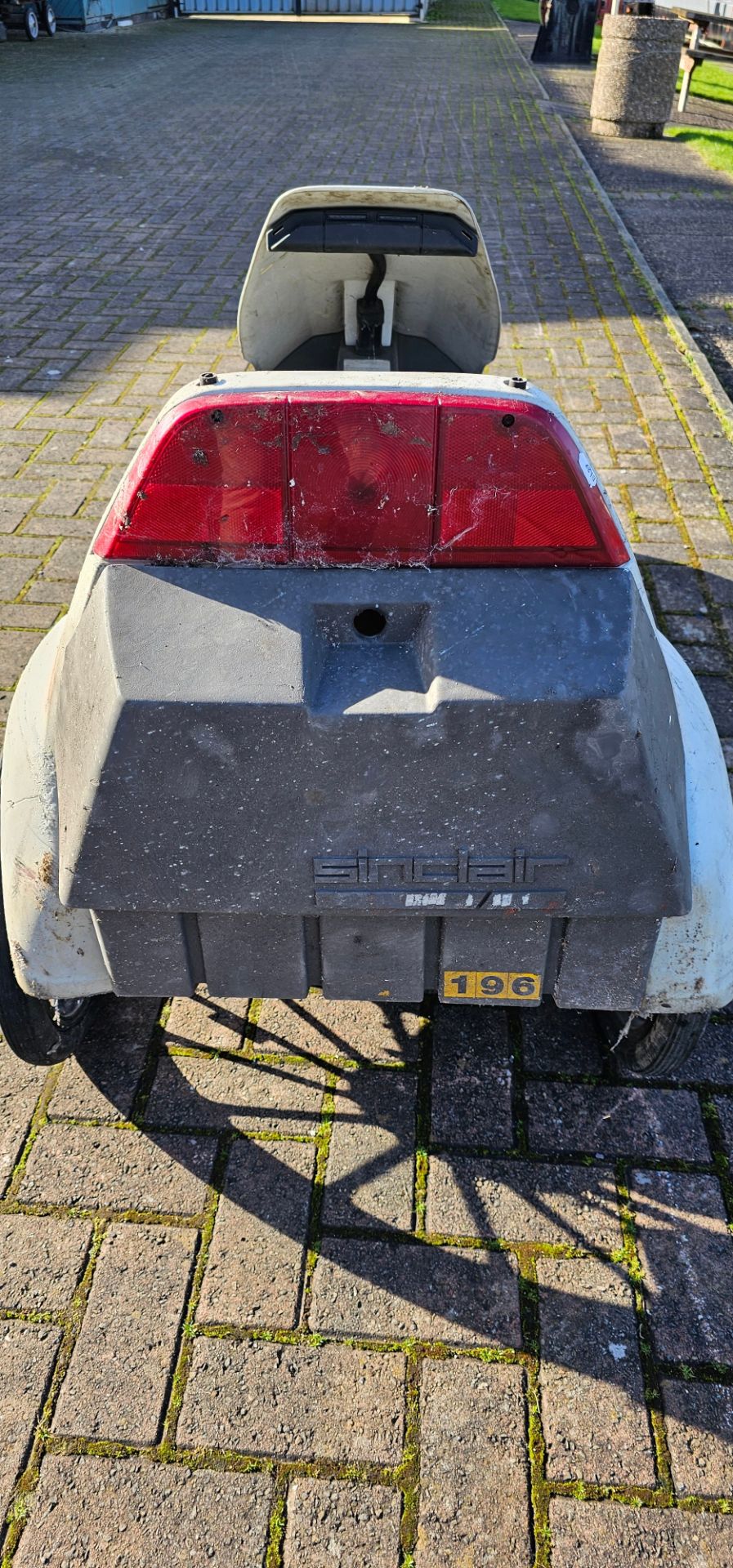 Sinclair C5, 1985, serial number 100041200086. 12 volt, 250 Watt. On 10 January 1985, the C5 was - Image 4 of 10