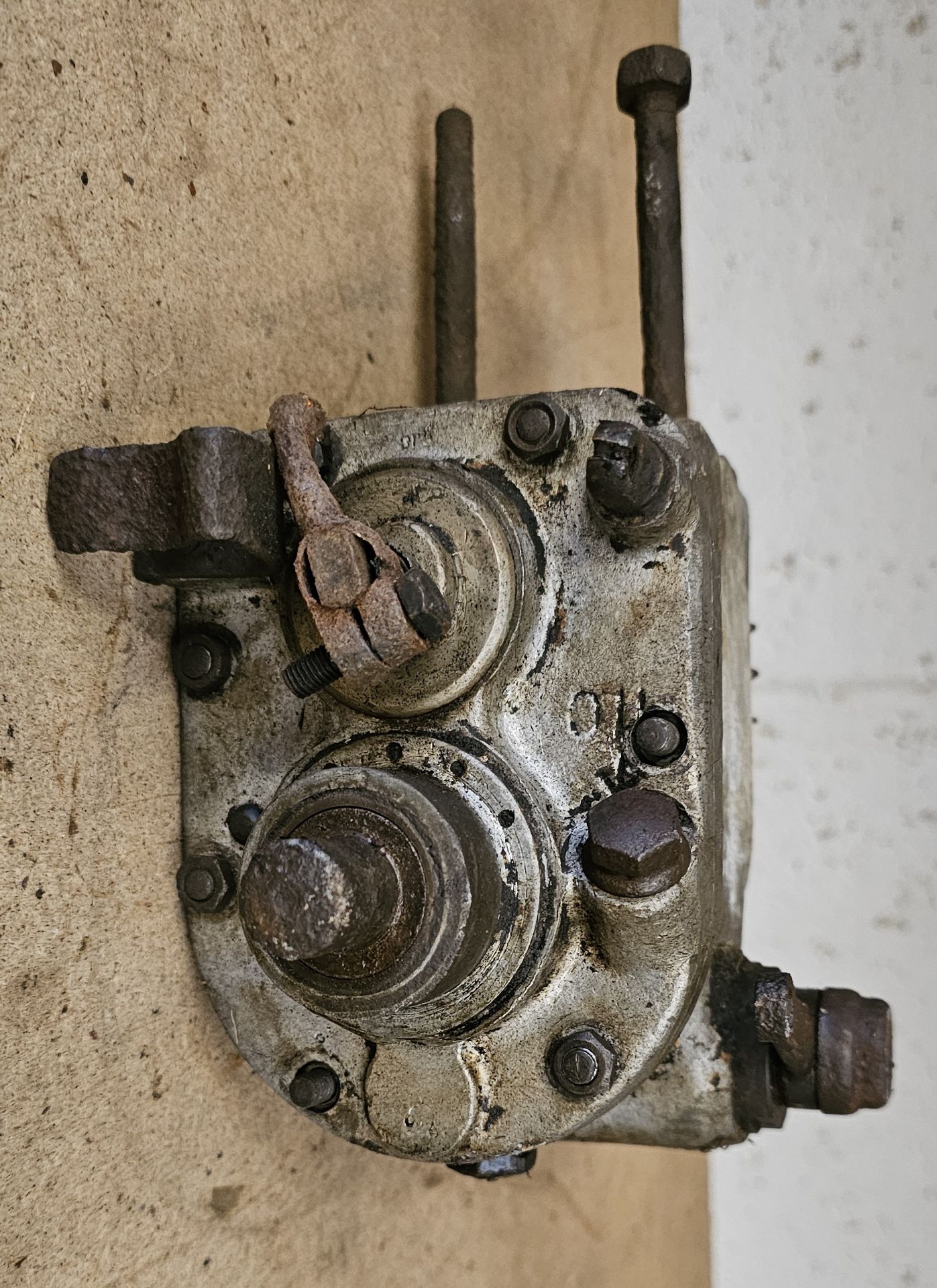 A Sturmey Archer gearbox, LW 12537 - Image 2 of 2