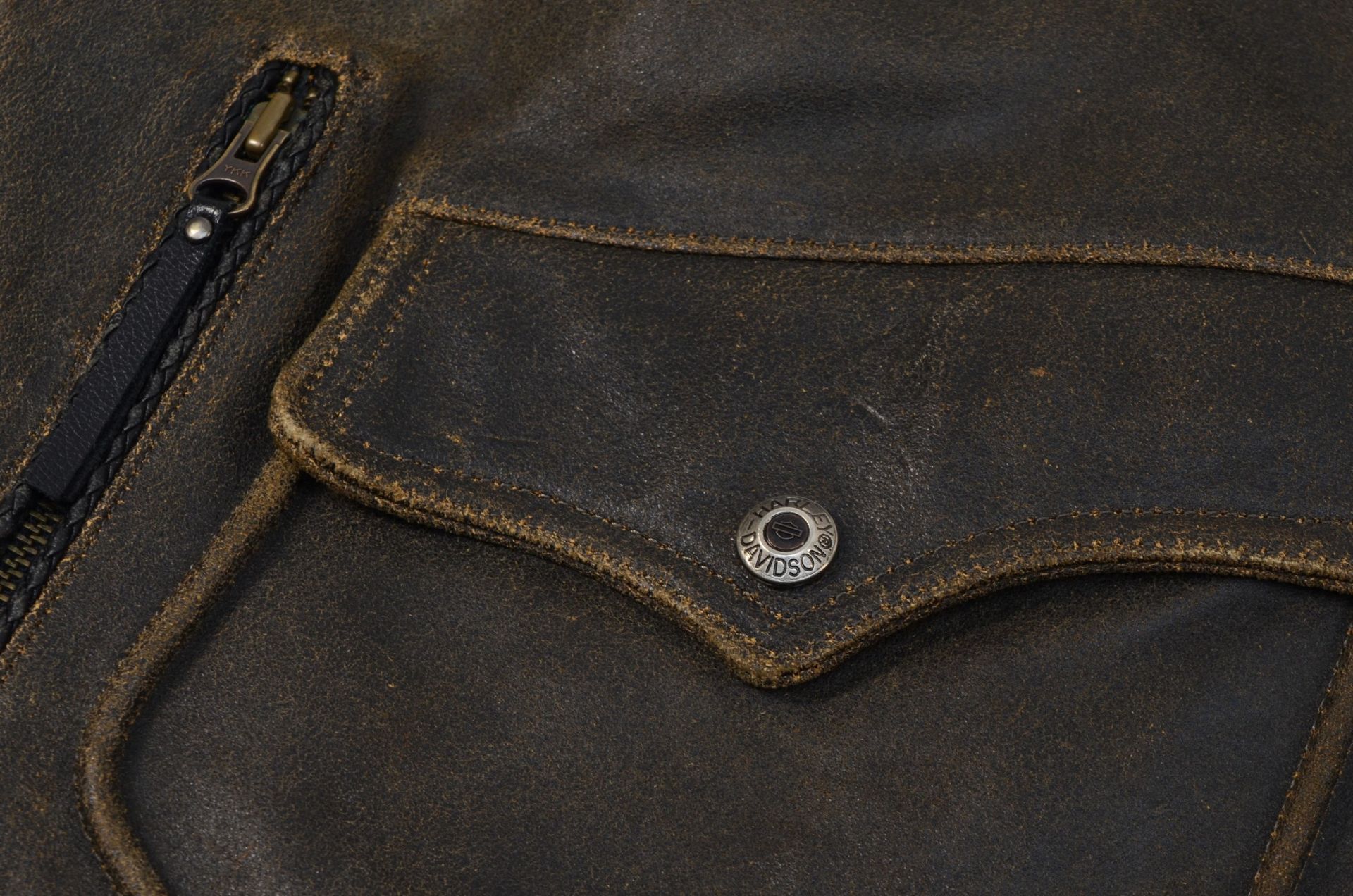 A Harley Davidson original leather waistcoat, size XXL, with embossed rear lower motif. - Image 3 of 4