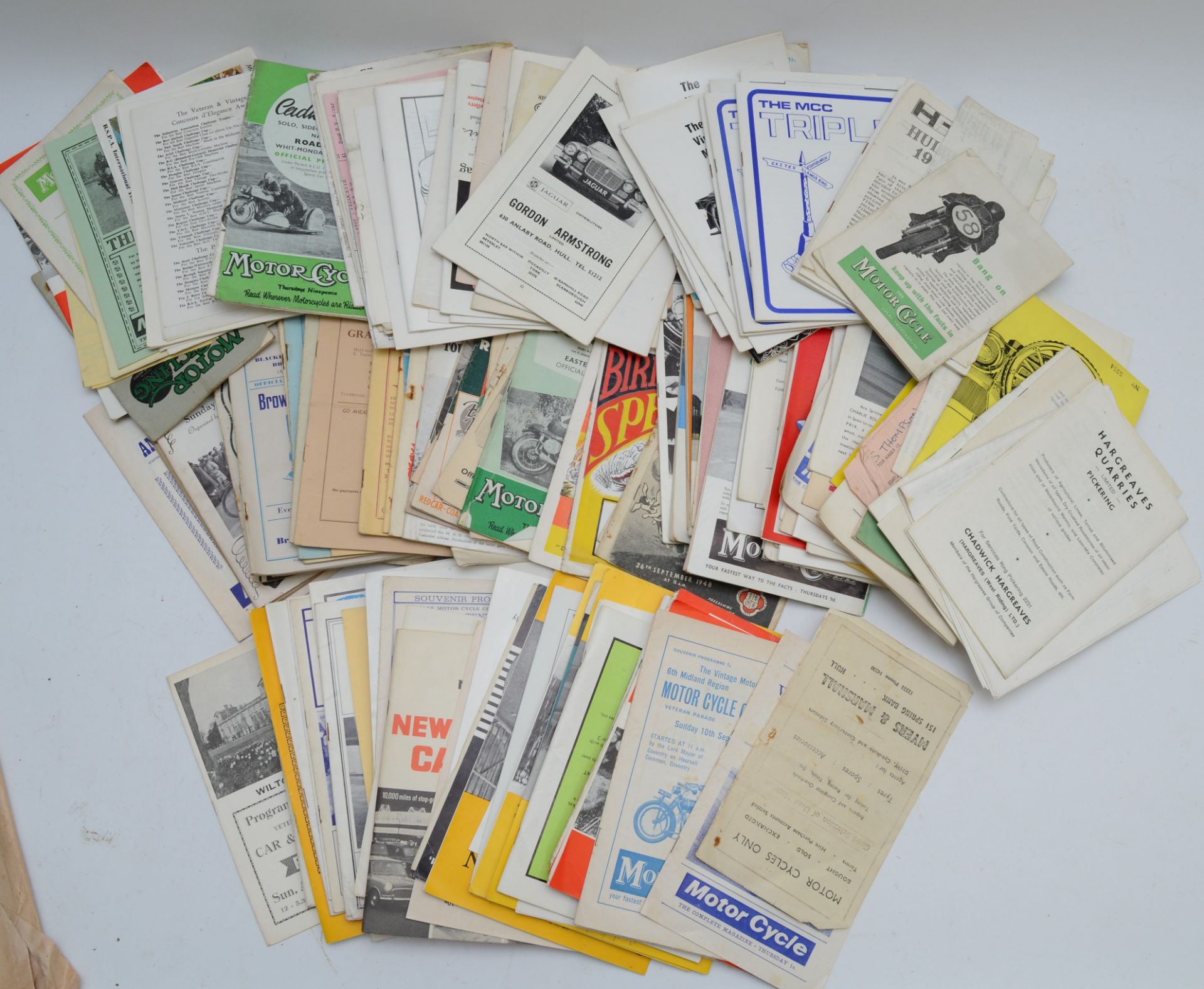 A collection of c.1950's local race programs, Everthorpe Park, Brough Aerodrome and Cadwell Park and - Image 2 of 2