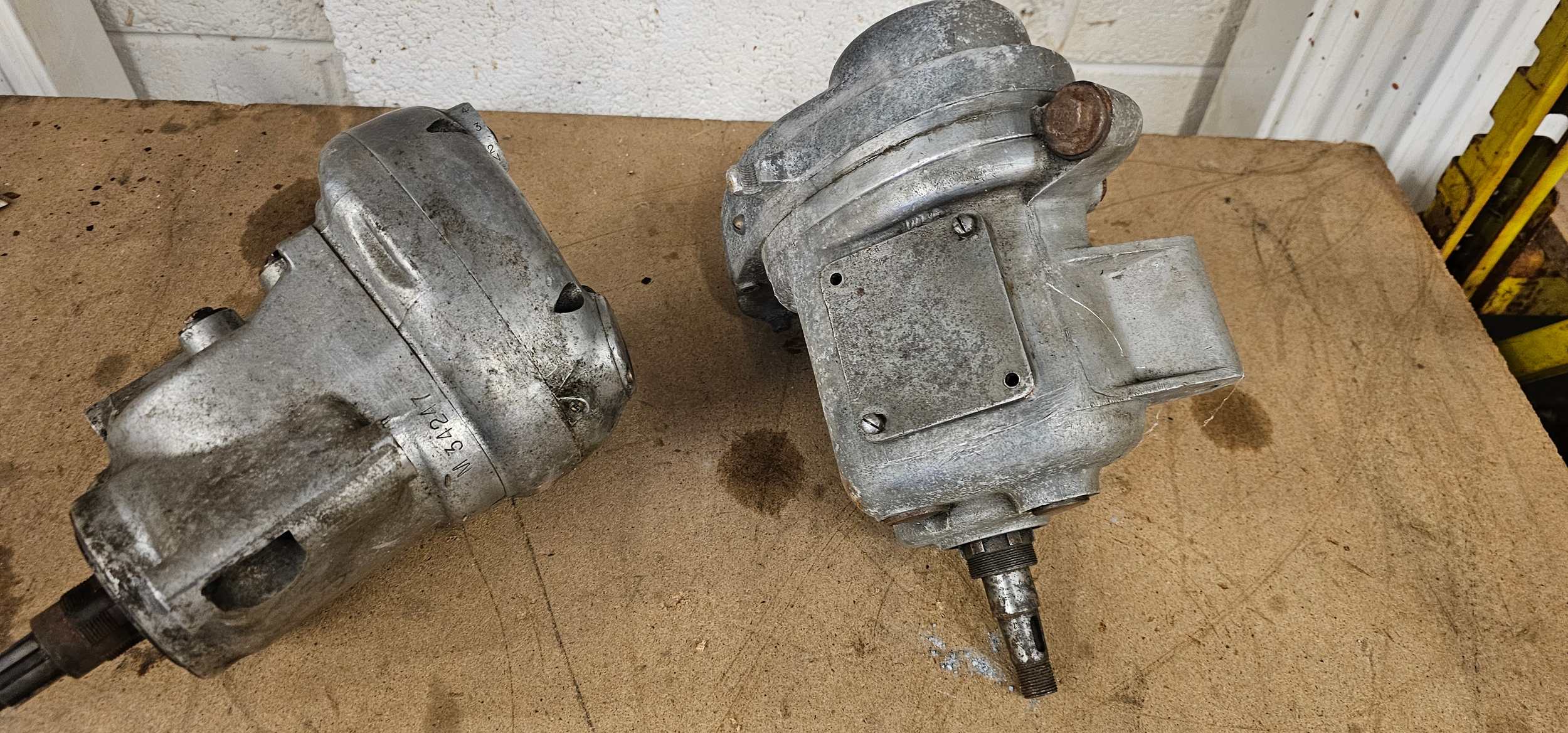 A BSA gearbox and another gearbox - Image 2 of 3