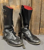 A pair of Lewis Leathers style LLW10R leather boots, size 7.