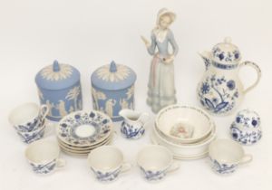 A 20th century German porcelain 'Blue Onion' pattern part teaset, together with a pair of blue and