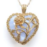A 9ct gold blue lace agate heart shaped pendant, with rose decoration, on 9ct gold chain 28 x