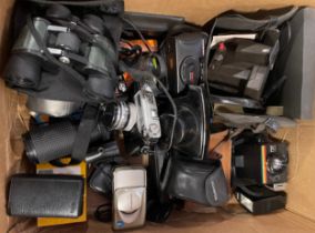 A collection of cameras to include 35mm Yashika, Olympus and Pentax compact cameras, with two