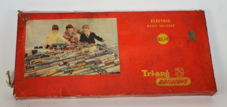 Tri-ang Railways; comprising 00 gauge electric model railroad train set, model RS.14, boxed.