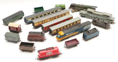 A collection of 00 gauge model railway, comprising Inner-City 125 locomotive, two Hornby locomotives