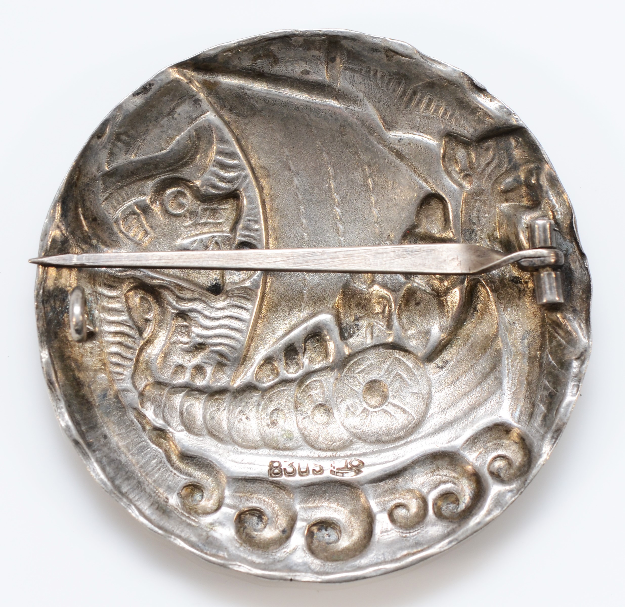 A Swedish silver, 830S, circular Viking longboat brooch, 43mm, 14gm - Image 2 of 2