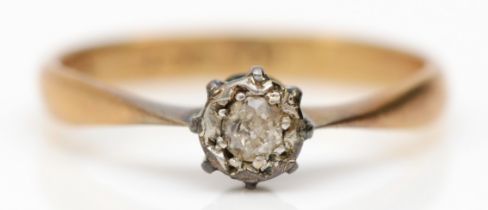 A 9ct gold and platinum old cut diamond single stone ring, L, 1.4gm