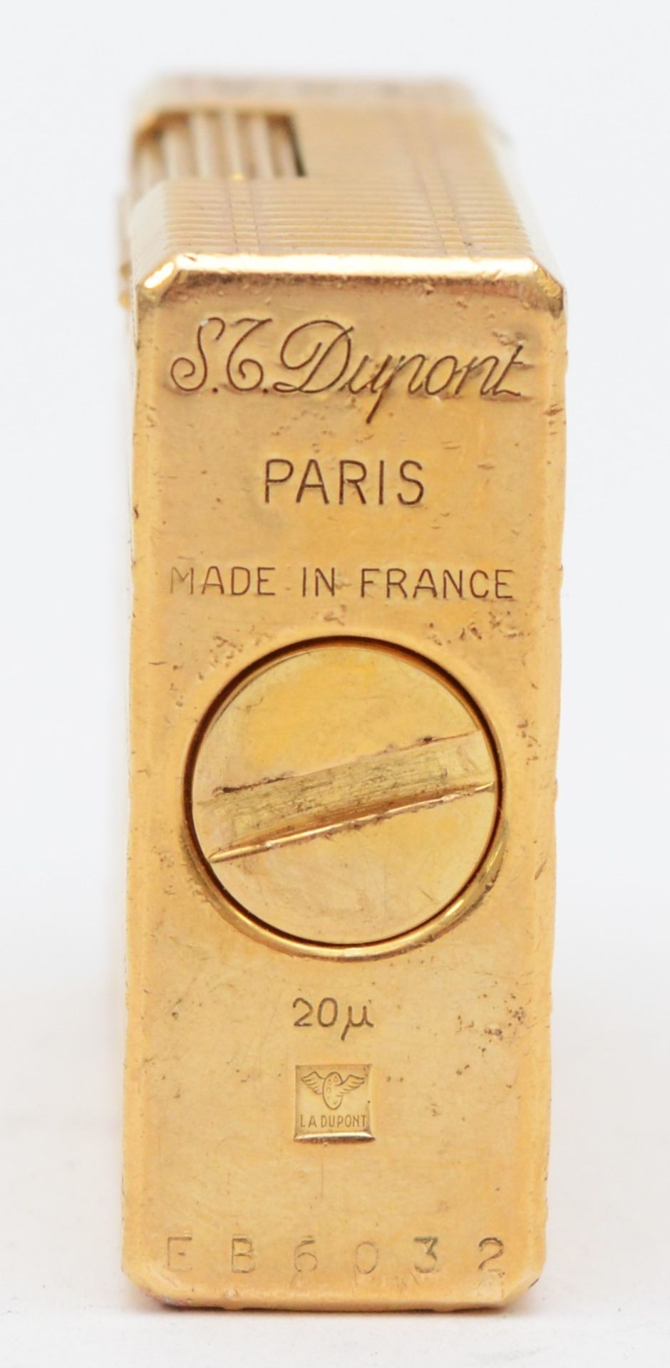 S.T. Dupont, a gold plated gas lighter, serial number EB6032. - Image 4 of 4