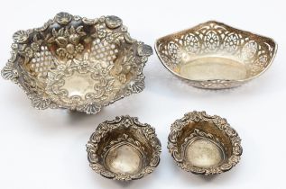 A Victorian silver bon bon dish, Birmingham 1898, 11.5cm, a pair of heart shape dishes, Birmingham